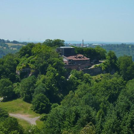Gasthaus Zum Schloss Lemberg エクステリア 写真